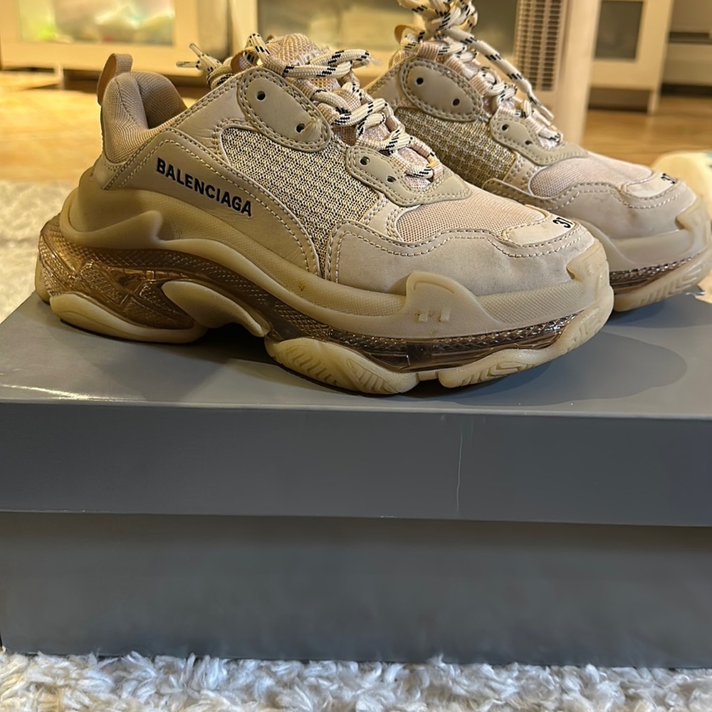 Balenciaga Triple S cream/tan size 37